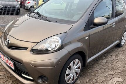 Toyota Aygo (X) 87.000 km 4.999 &euro; Buxtehude 21614