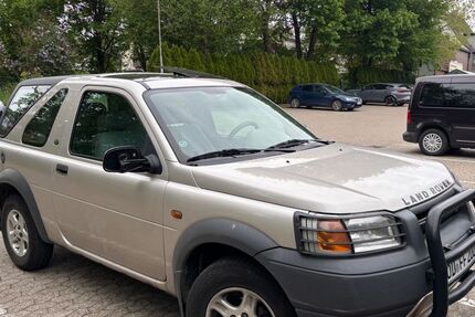 Land Rover Freelander 110.500 km 3.333 &euro; Hamburg 20537