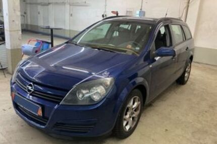 Opel Astra 180.000 km 2.350 &euro; hamburg 22045