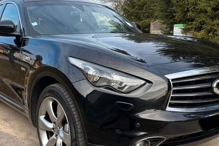 INFINITI QX70 244.617 km 7.999 &euro; Oststeinbek 22113