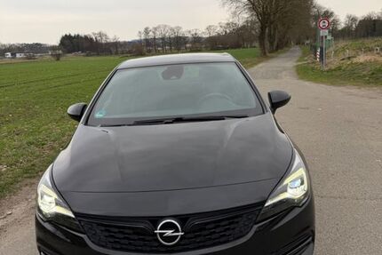 Opel Astra 69.812 km 11.990 &euro; Hamburg 21079