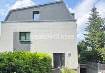Außergewöhnliches Stadthaus in bester Lage von Poppenbüttel!