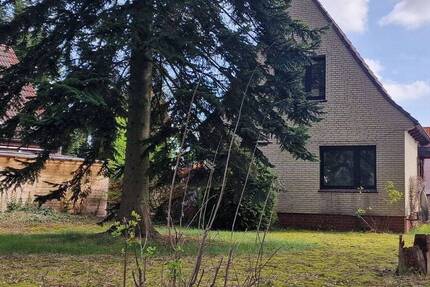 Haus Hamburg Jenfeld - 3 Zimmer, 65 m&sup2;, 200.000&euro; | Angebot:26261305
