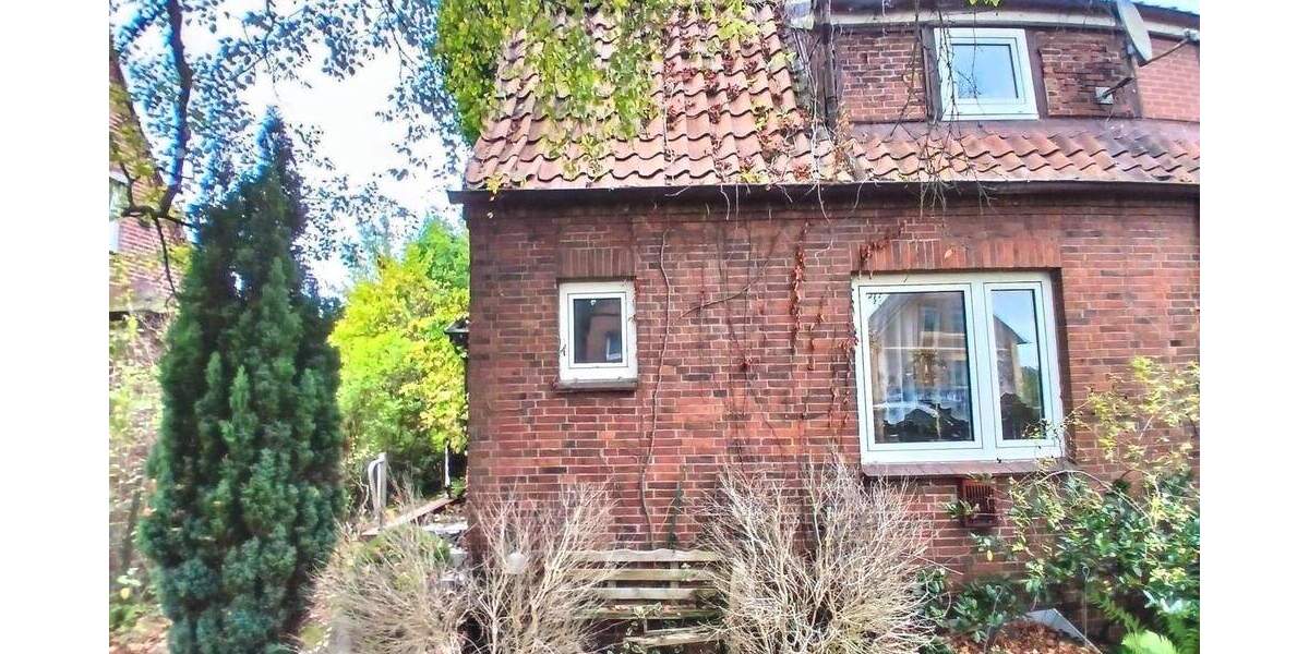 Historische Fischerhäuser in Finkenwerder - Doppelhaushälfte und Grundstück 3 zimmer