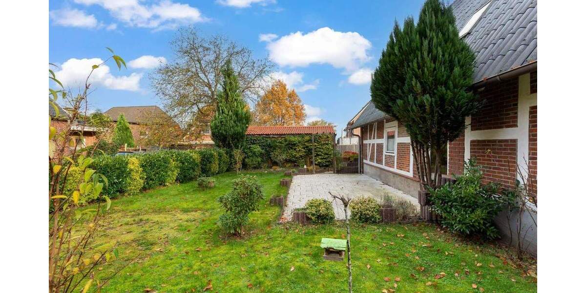 Charmantes Einfamilienhaus mit zwei Wohneinheiten und großem Entwicklungspotenzial! 5 zimmer