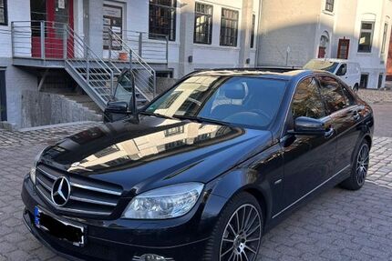 Mercedes-Benz C 250 226.300 km 7.399 &euro; Hamburg 22763