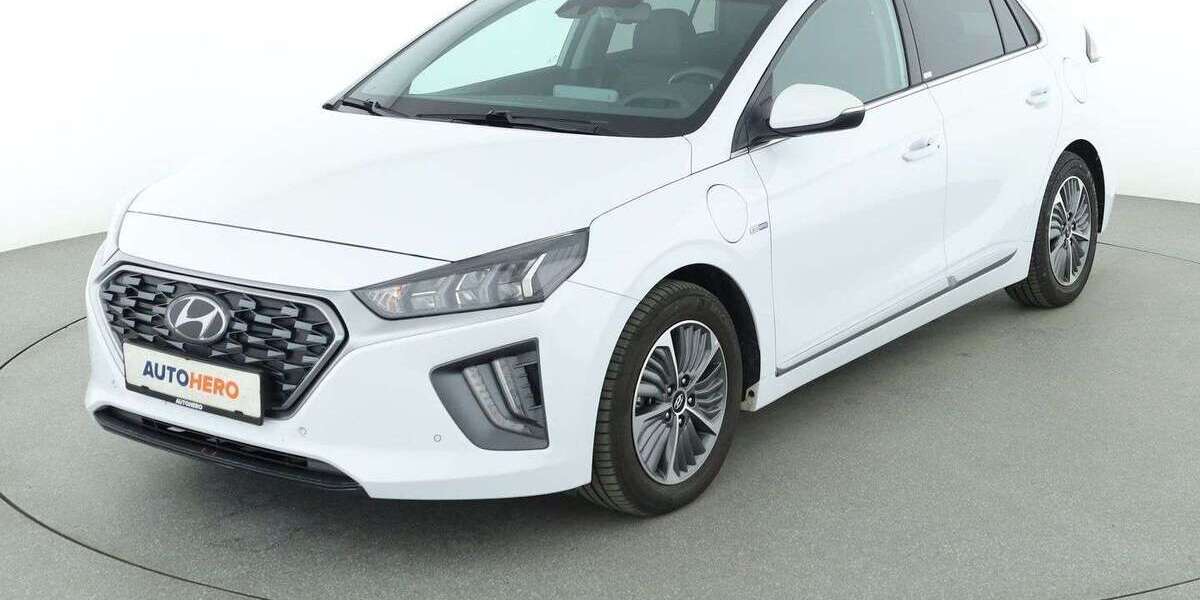 Hyundai IONIQ 13.275 km 18.810 &euro; Hamburg 22529