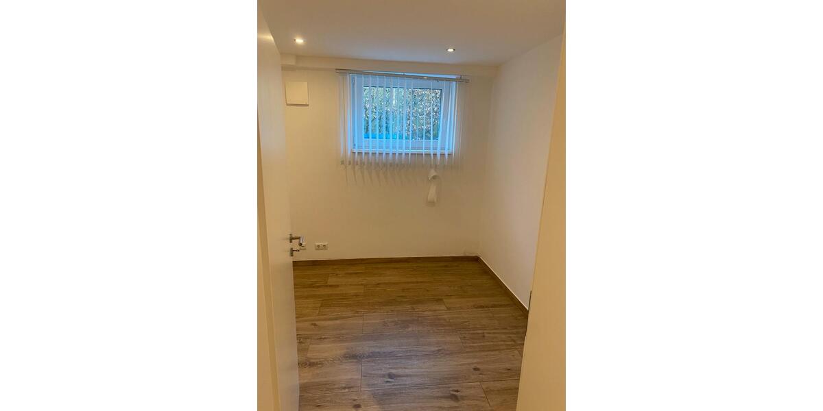 Gewerbeobjekt Halstenbek - 600&euro; | Angebot:25571988