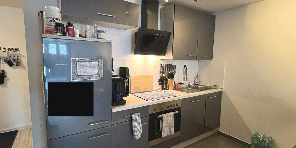 Etagenwohnung Wedel - 3 Zimmer, 100 m&sup2;, 1.200&euro; | Angebot:25627104