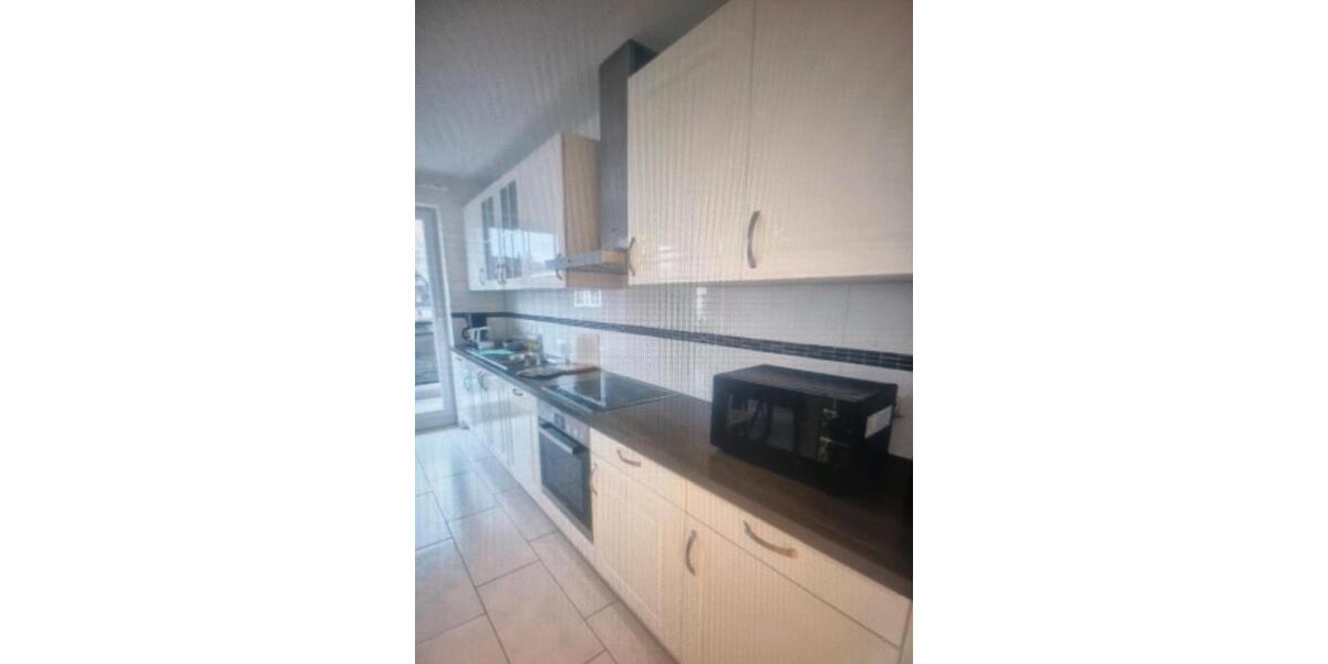 Etagenwohnung Hamburg Billstedt - 4 Zimmer, 80 m&sup2;, 1.800&euro; | Angebot:26344496