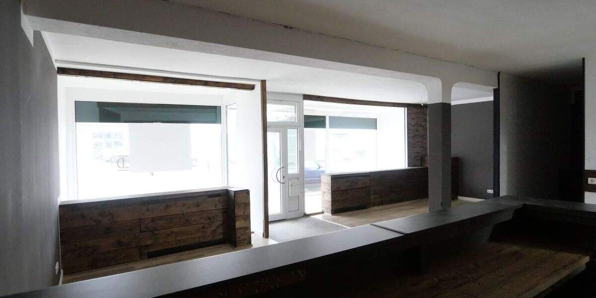 2 Monate Mietfrei - Große Fläche für Laden, Büro oder Praxis zimmer