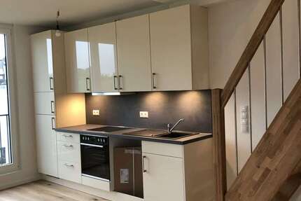 Wohnung zum Mieten in Hamburg 1.114 € 65.52 m²