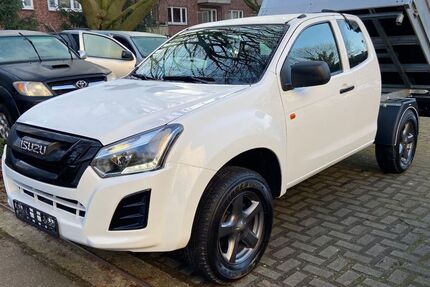 Isuzu D-Max 158.500 km 23.300 &euro; Hamburg 20535