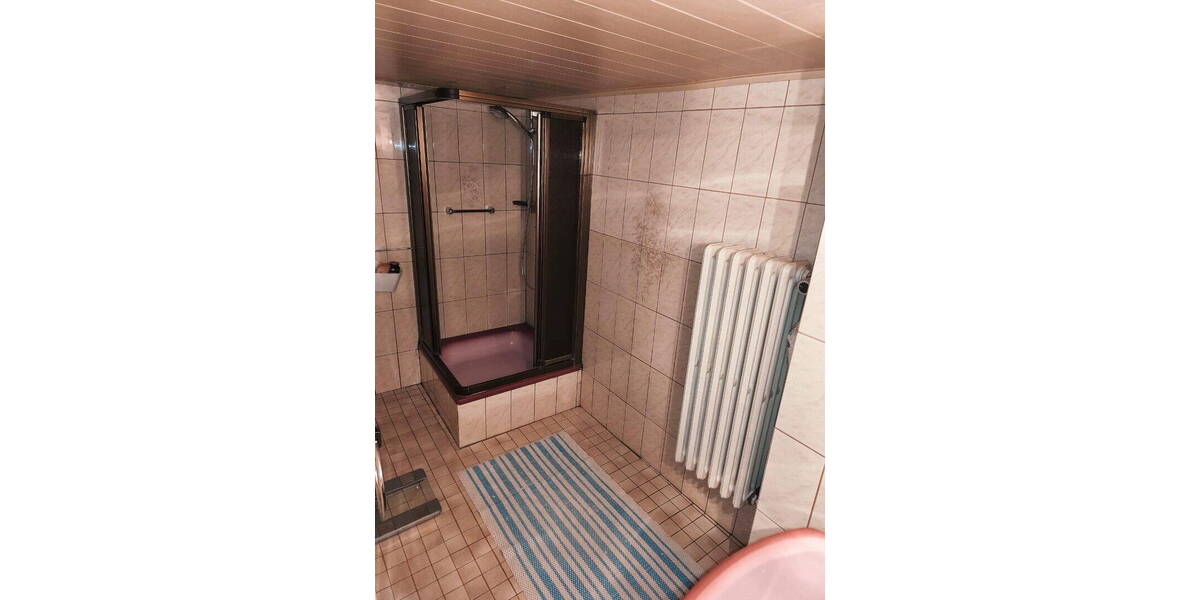 Einfamilienhaus Hamburg Langenhorn - 7 Zimmer, 200 m&sup2;, 650.000&euro; | Angebot:26882598