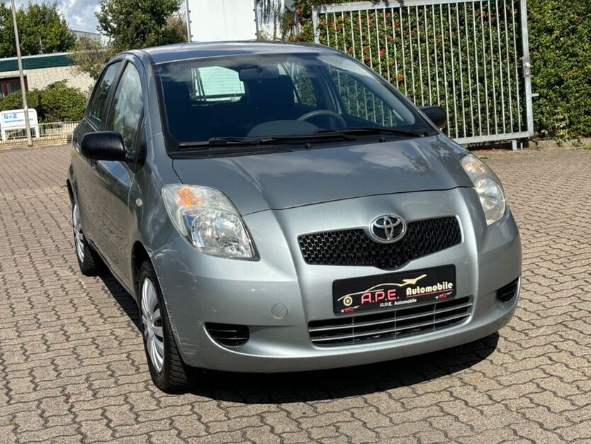 Toyota Yaris 70.000 km 3.599 € Norderstedt 22848