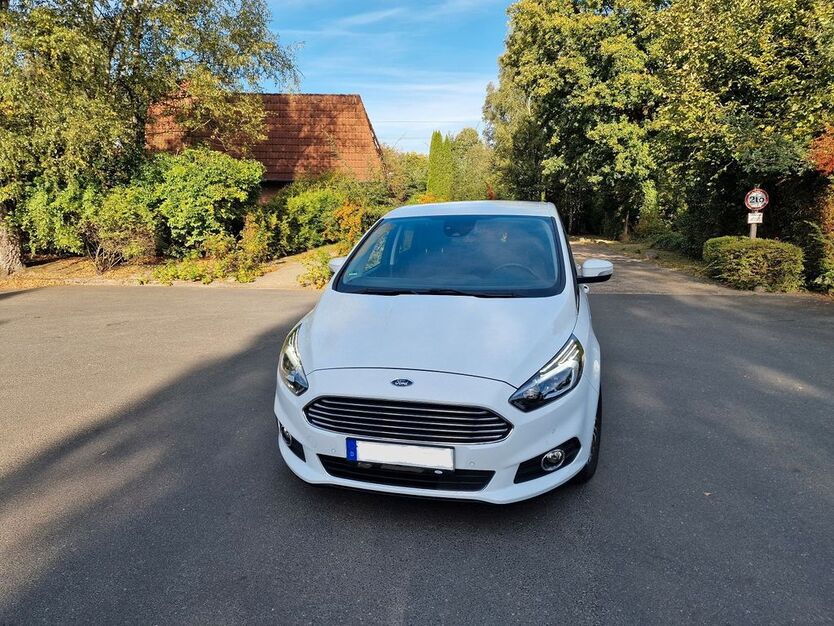 Ford S-Max 48.000 km 24.200 € Buchholz 21244