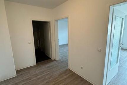Wohnung Oststeinbek - 2 Zimmer, 74 m&sup2;, 690&euro; | Angebot:25908922