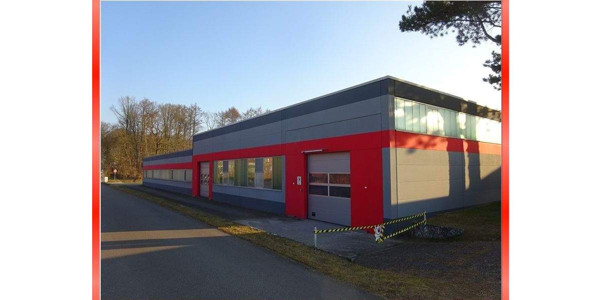 Halle + Produktion + Büro - inkl. Wohnhaus 2. Reihe zimmer