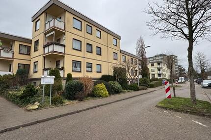 Schöne 3 Zimmer Wohnung+Tiefgaragenstellplatz in zentraler Lage 3 zimmer