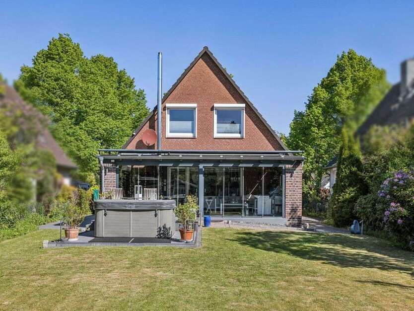 Haus zum Kaufen in Ahrensburg 498.000 € 125 m²