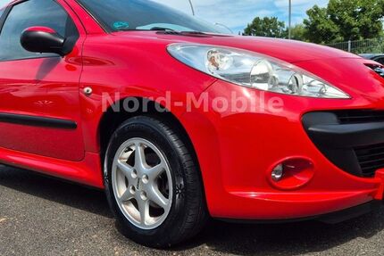 Peugeot 206 90.000 km 3.300 &euro; Hamburg 20537