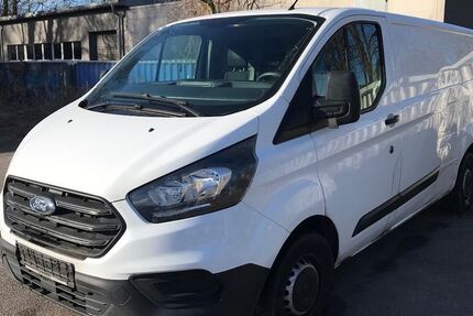 Ford Transit Custom 270.000 km 6.950 &euro; Hamburg 22767