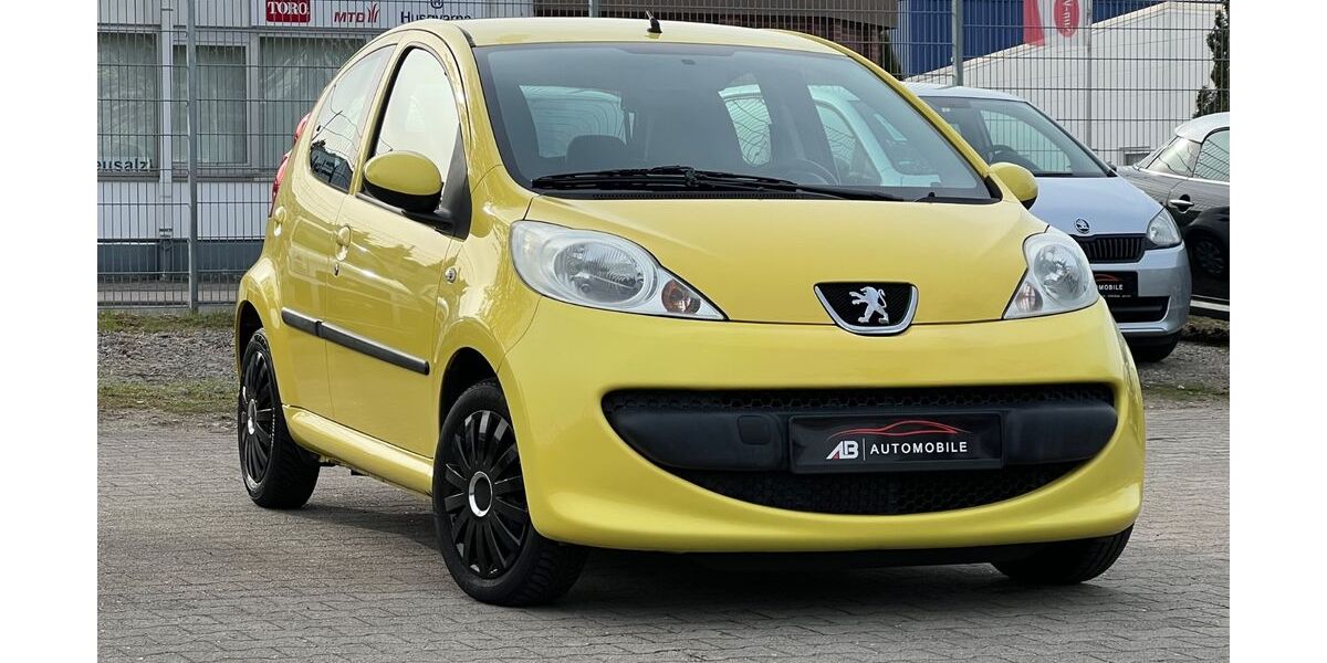 Peugeot 107 128.690 km 2.790 &euro; Glinde 21509