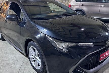 Toyota Corolla 47.266 km 15.450 € Hamburg 21079