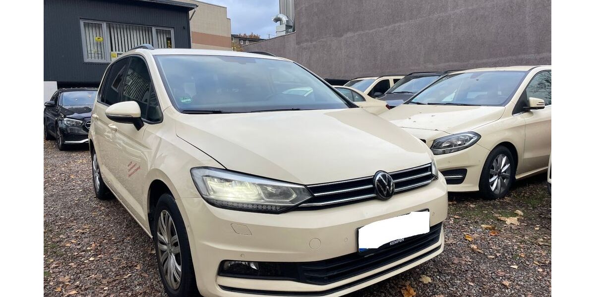 VW Touran 390.000 km 8.400 € Hamburg 20537