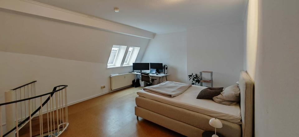 Maisonettenwohnung Hamburg Altona-Nord - 2 Zimmer, 82 m&sup2;, 558.000&euro; | Angebot:26777395