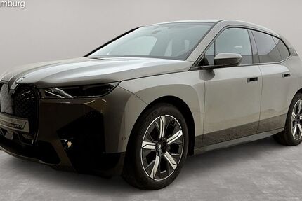 BMW iX 15.692 km 57.994 &euro; Barsbüttel bei Hamburg 22885