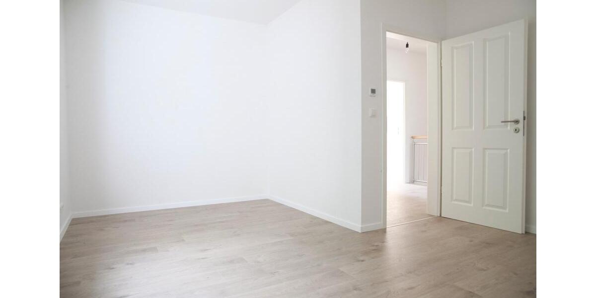 Doppelhaushälfte Geesthacht - 4 Zimmer, 130 m&sup2;, 1.800&euro; | Angebot:26418527