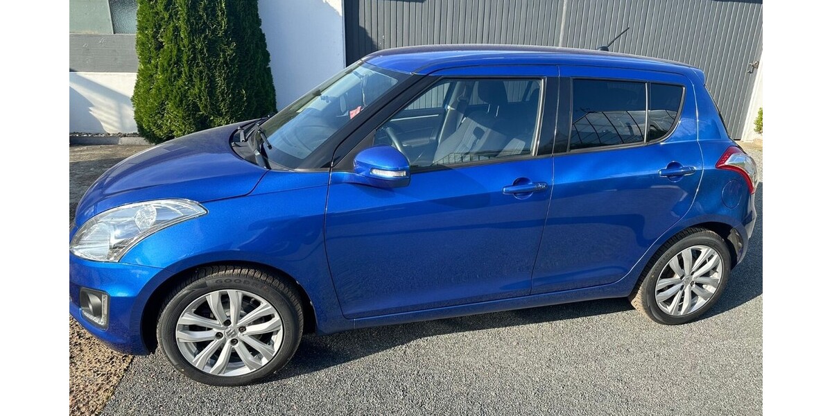 Suzuki Swift 122.749 km 7.799 &euro; Hamburg 20038