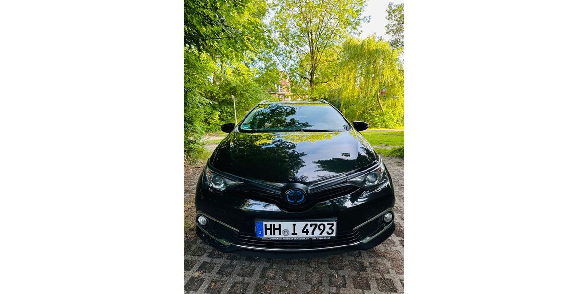 Toyota Auris 130.000 km 13.600 &euro; Hamburg 22761