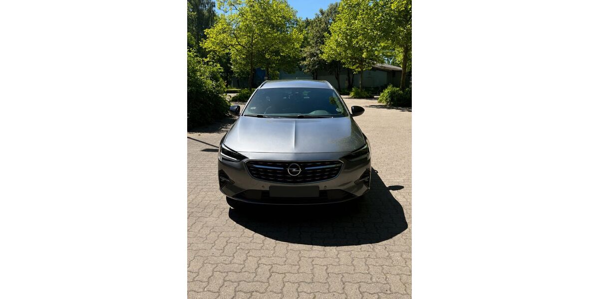 Opel Insignia 99.900 km 17.990 &euro; Hamburg 22159