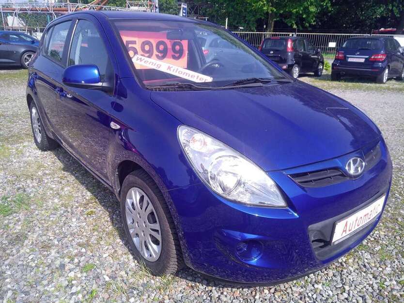 i20