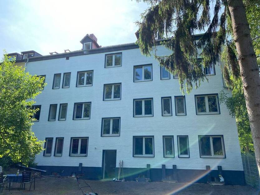 Aufgeteiltes Zinshaus mit 8 Wohneinheiten direkt am Park