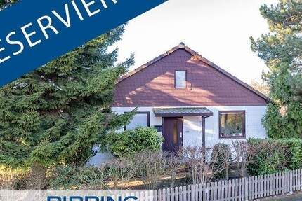 Haus Reinbek - 4 Zimmer, 109 m&sup2;, 250.000&euro; | Angebot:25371500