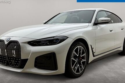 BMW i4 20.581 km 45.905 &euro; Barsbüttel bei Hamburg 22885