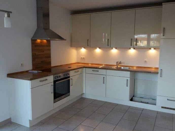 Mehrfamilienhaus, Wohnhaus Henstedt-Ulzburg Ulzburg - 5 Zimmer, 162 m&sup2;, 2.369&euro; | Angebot:26835377