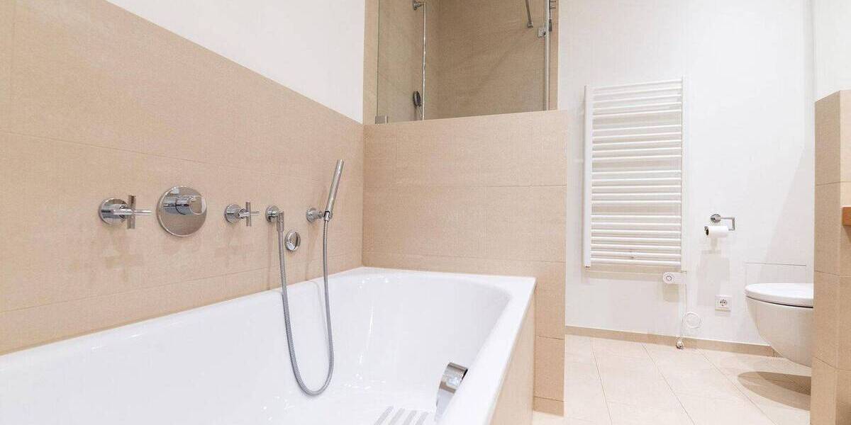 Etagenwohnung Hamburg-Winterhude Winterhude - 5 Zimmer, 161 m&sup2;, 1.595.000&euro; | Angebot:26290465