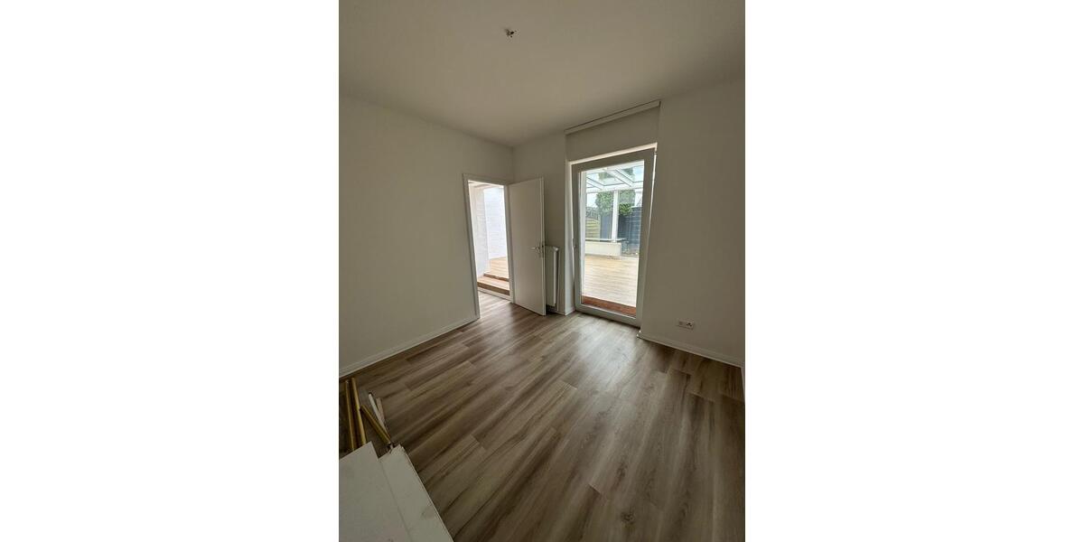 Erdgeschoßwohnung Norderstedt Glashütte - 3 Zimmer, 67 m&sup2;, 180.000&euro; | Angebot:26447096