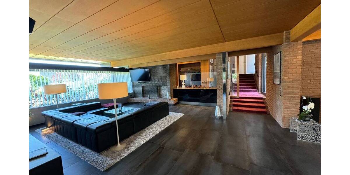 Bungalow Uetersen - 9 Zimmer, 400 m&sup2;, 1.090.000&euro; | Angebot:24111195