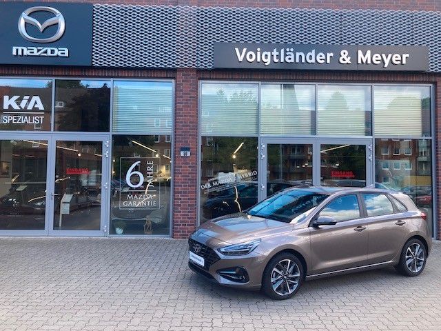 i30