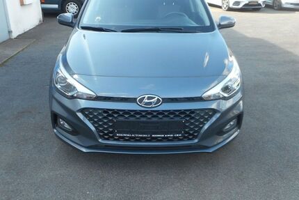 Hyundai i20 44.071 km 12.990 € Moorrege 25436