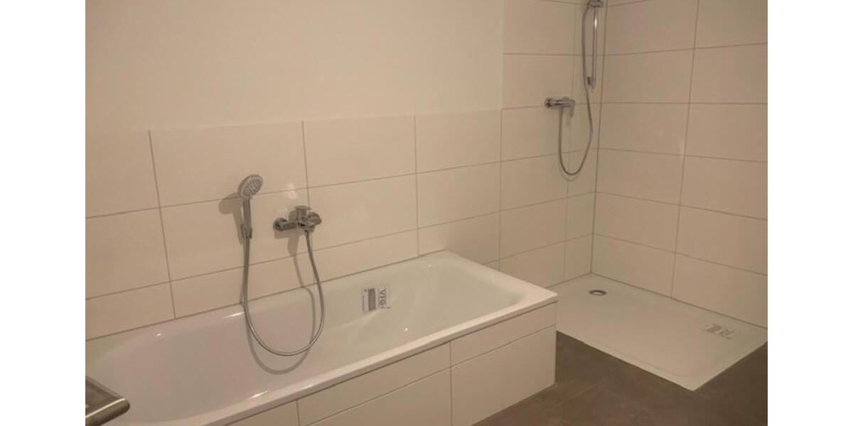 Dachgeschoßwohnung Bendestorf - 4 Zimmer, 119 m&sup2;, 1.600&euro; | Angebot:25273290