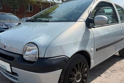 Renault Twingo 81.013 km 1.990 &euro; Hamburg 22179
