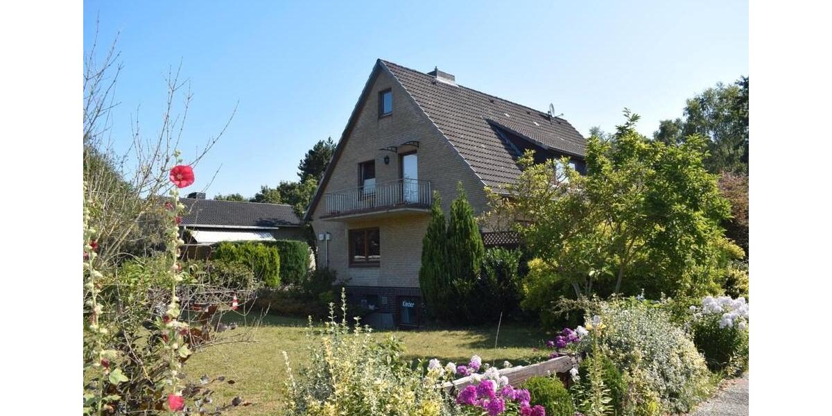 Einfamilienhaus Neu Wulmstorf - 9 Zimmer, 214 m&sup2;, 2.390&euro; | Angebot:27610564