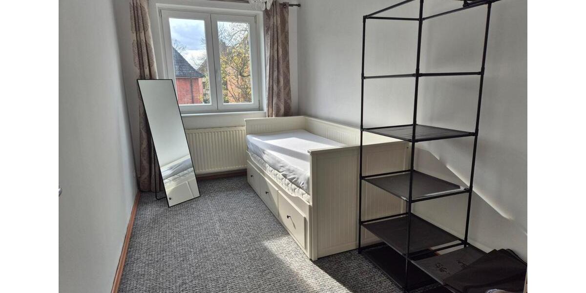 Etagenwohnung Hamburg Wandsbek - 1 Zimmer, 15 m&sup2;, 450&euro; | Angebot:25984756