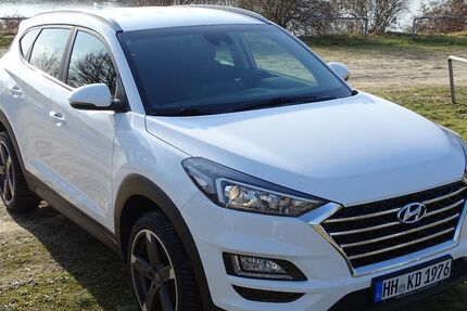 Hyundai TUCSON 74.000 km 16.100 &euro; Hamburg 21037
